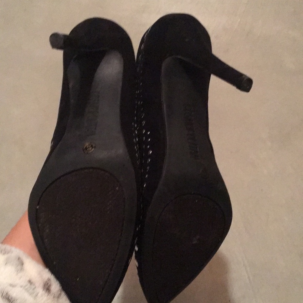 Pumps - Picture 3 of 4